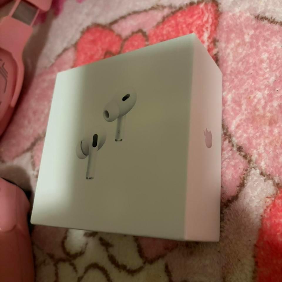 Airpod Pros 2nd Generation With 970e 2
