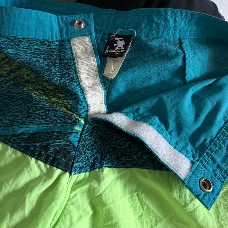 Vintage 80s 90s Gotcha Surf 0196 8
