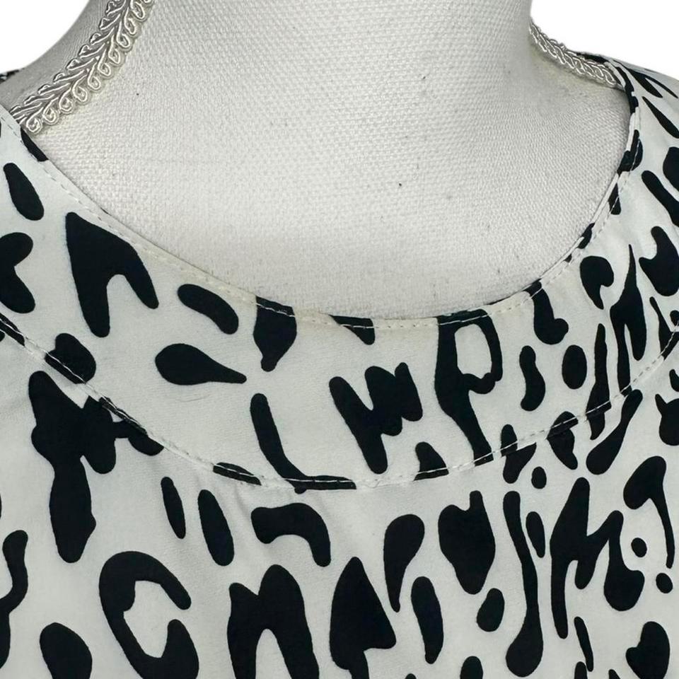 White Black Leopard 7