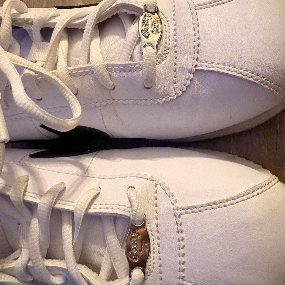 Nike Cortez White Sneakers Classic 8711 2