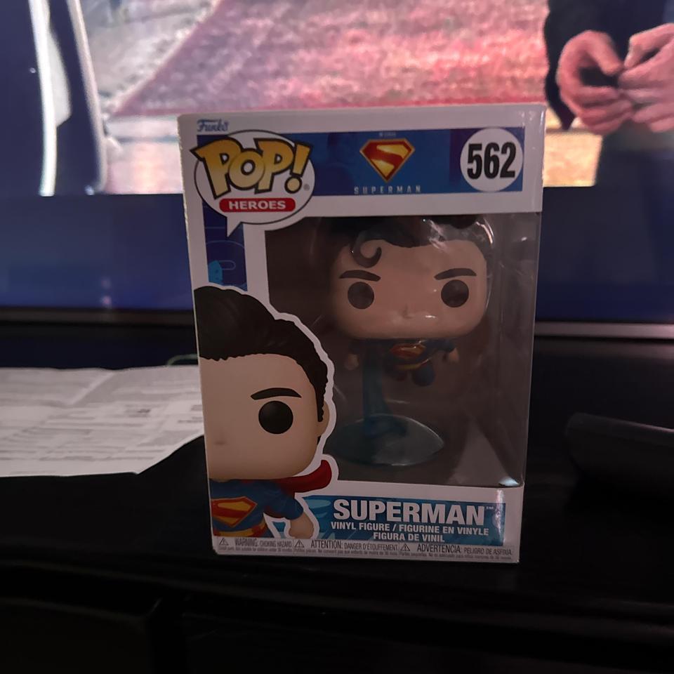 Superman Funko Pop 562 Superhero D152