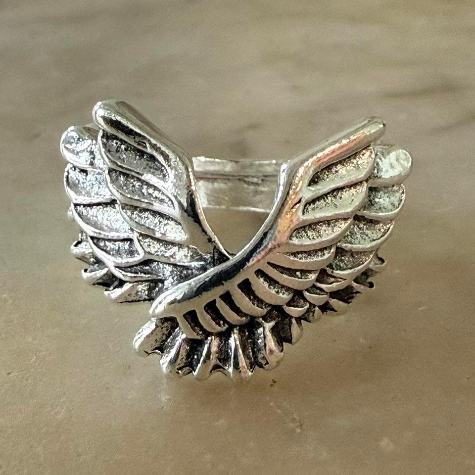Wing Ring Y2k Ca5a