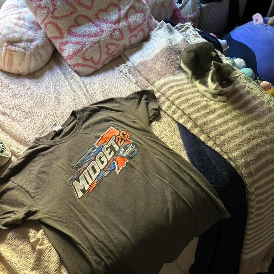 Large Grey Tee With Sprinter
