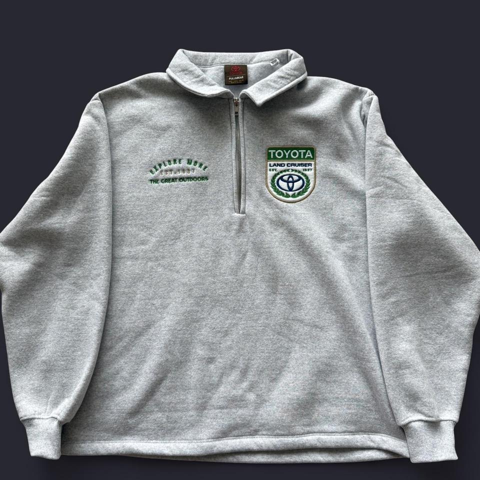 Gray Toyota Quarter Zip Cropped 49e7