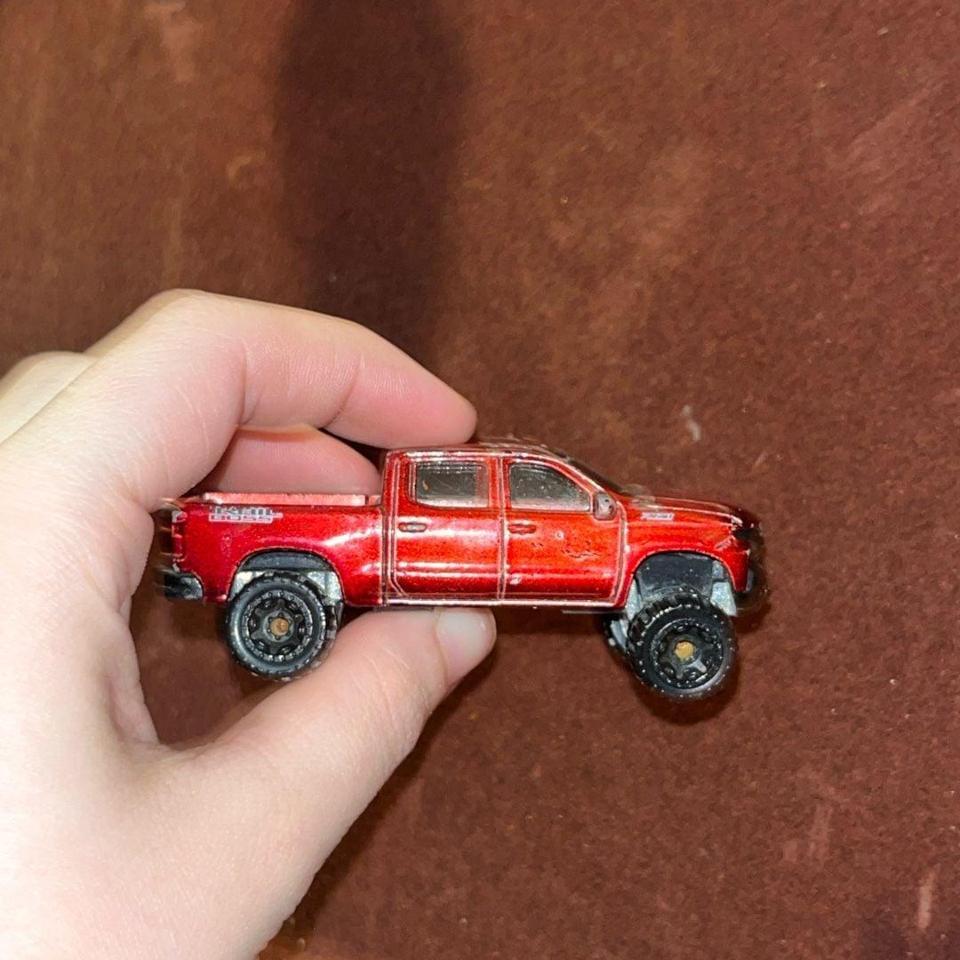 Hot Wheels 2019 Chevrolet Silverado 0fc5 2