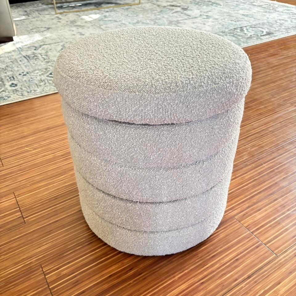 Cream Ottoman With Storage If 805c