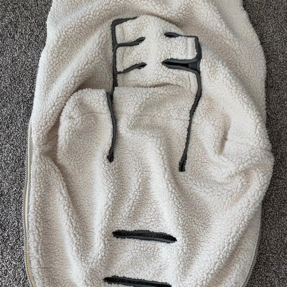 Keep Your Little One Cozy Db5e 3