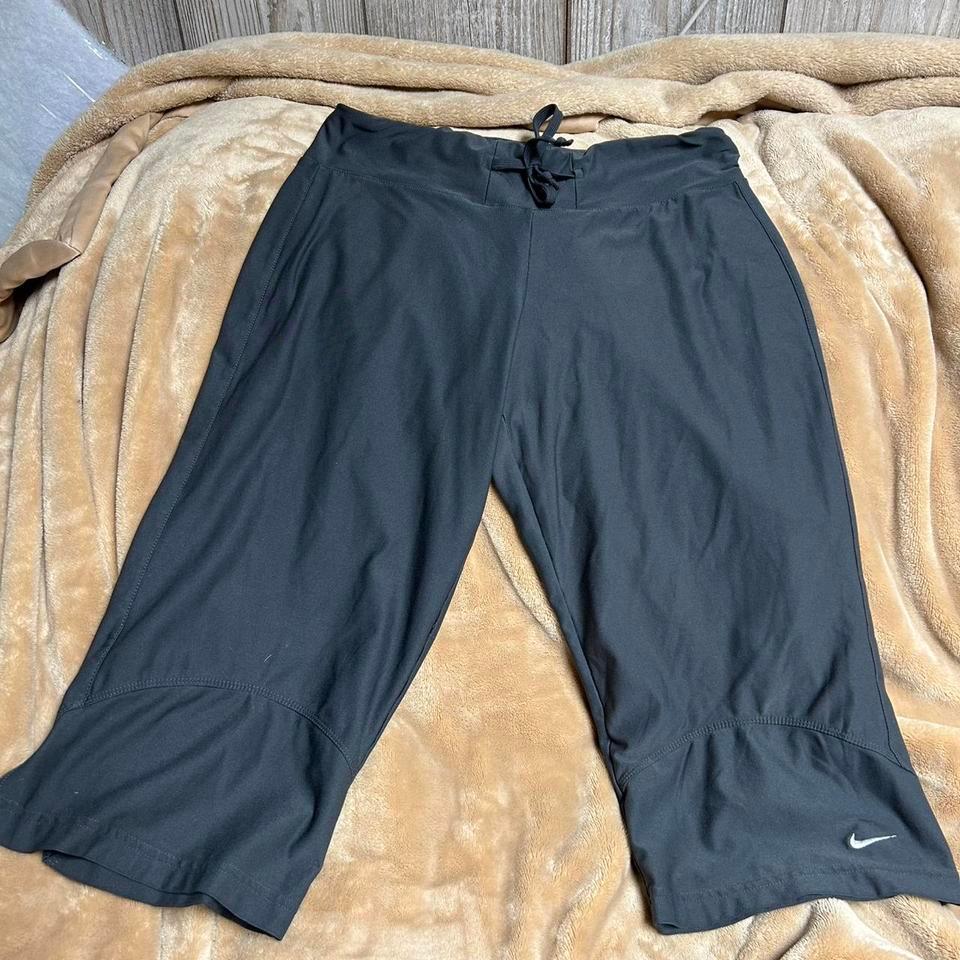 Nike Grey Capri Leggings Size F5c8