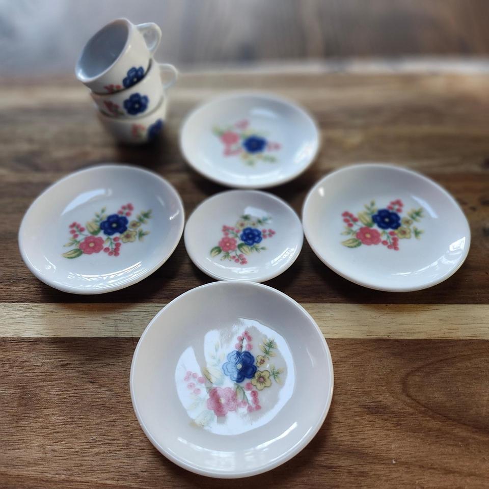 Set Of 4 Vintage Floral 76bb