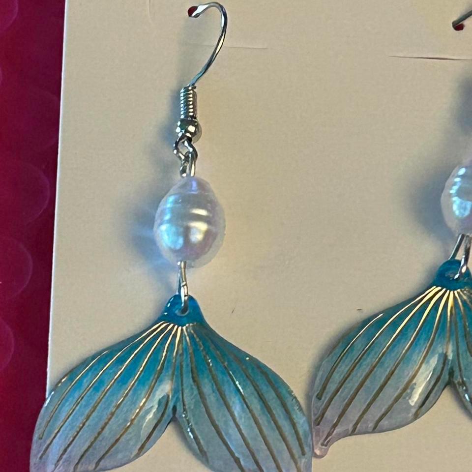 Mermaid Tail Earrings With Pearl 6526 3