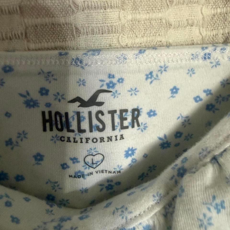 Hollister Blue Floral Crop Top 51f4 2