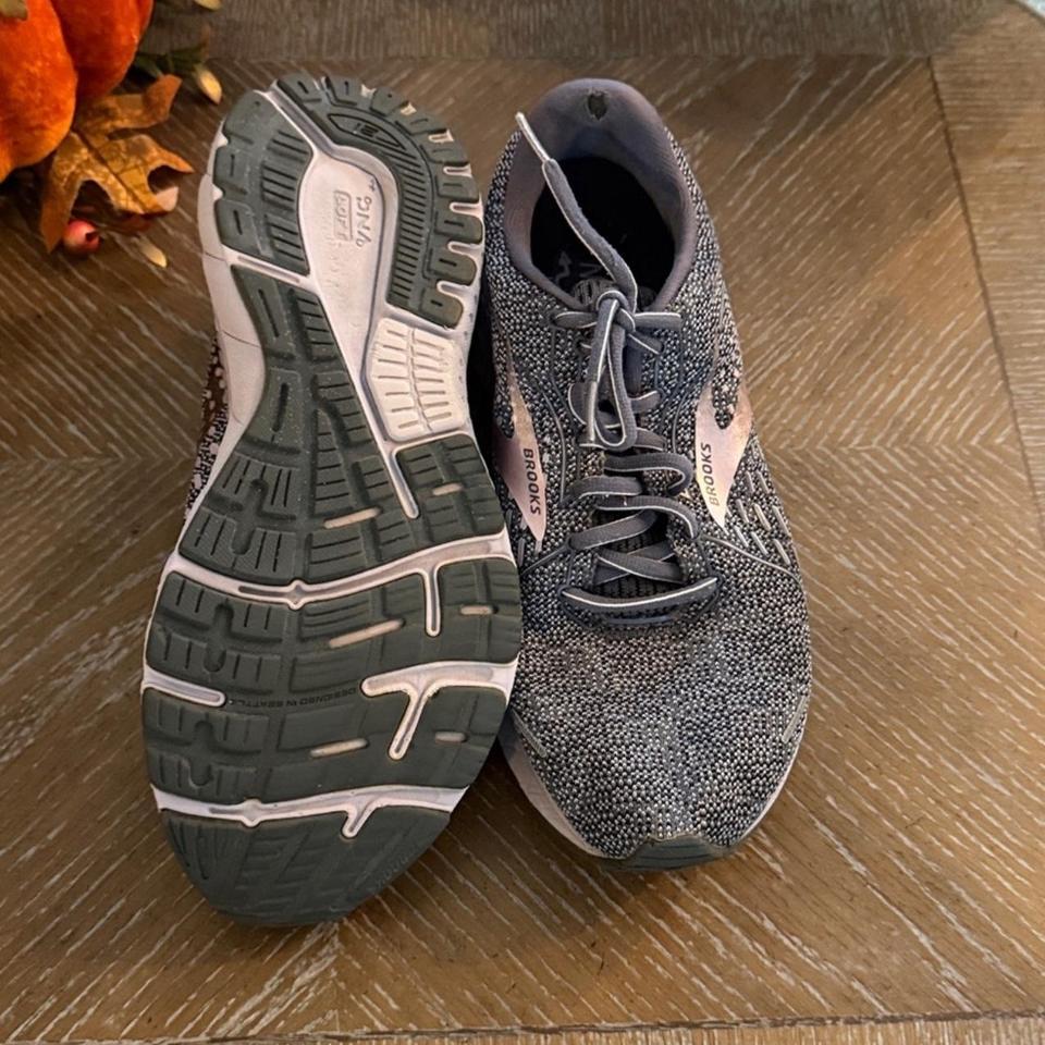 Grey And Purple Brooks Tennis 4