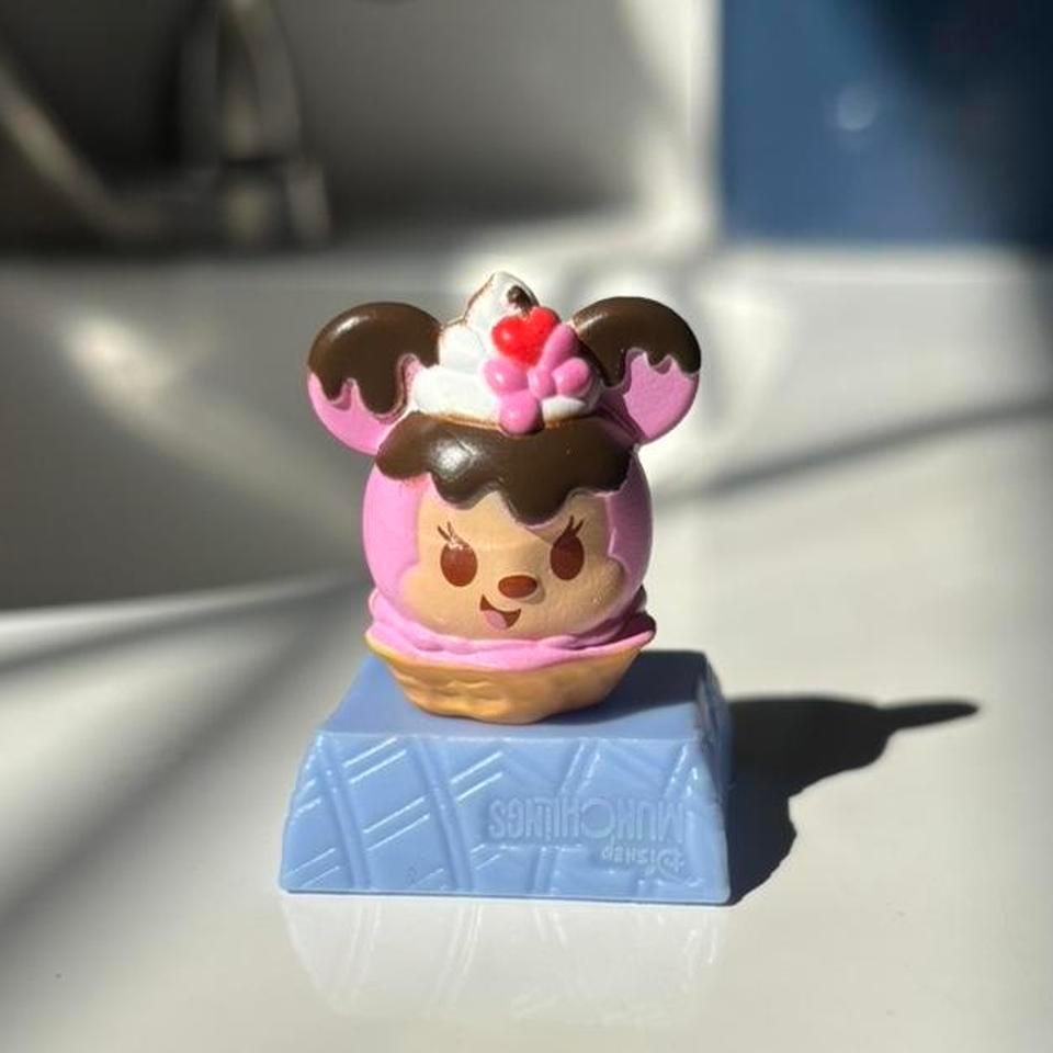 Disney Munchlings Ice Cream 888b
