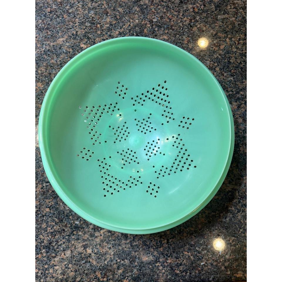 Vintage Jadeite Green Tupperware Strainercolander 1ebf