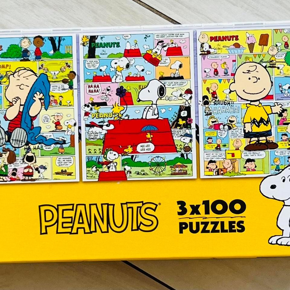Peanuts Holiday 300 Piece Jigsaw Puzzle C2ce