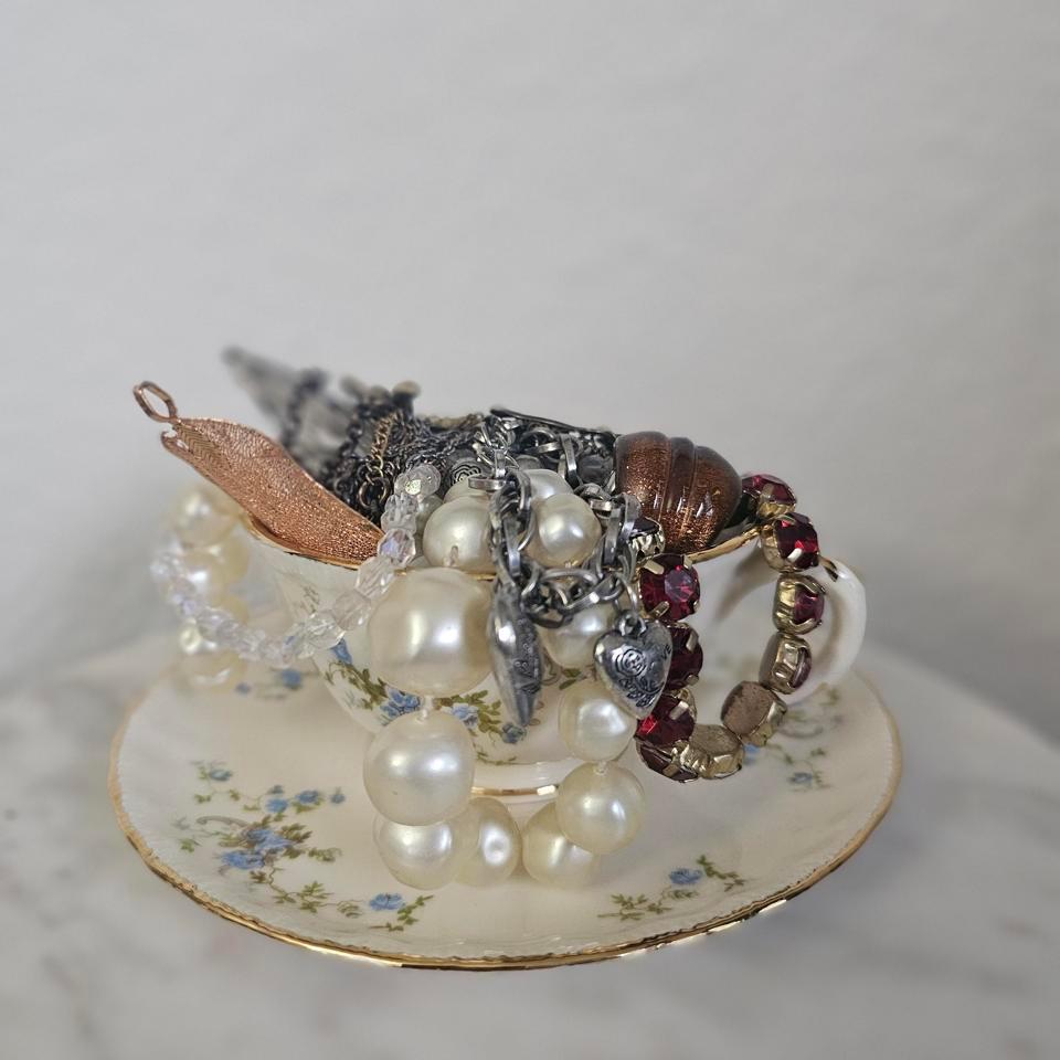 The Fairys Teacup Treasure 5