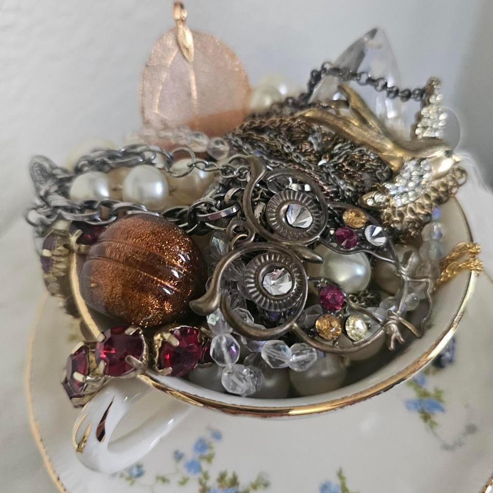 The Fairys Teacup Treasure 4
