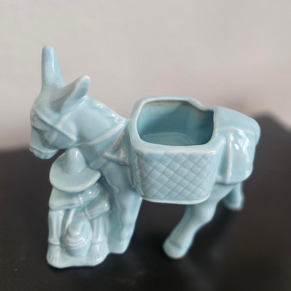 Vintage Turquoise Donkey Planter With 77db 2