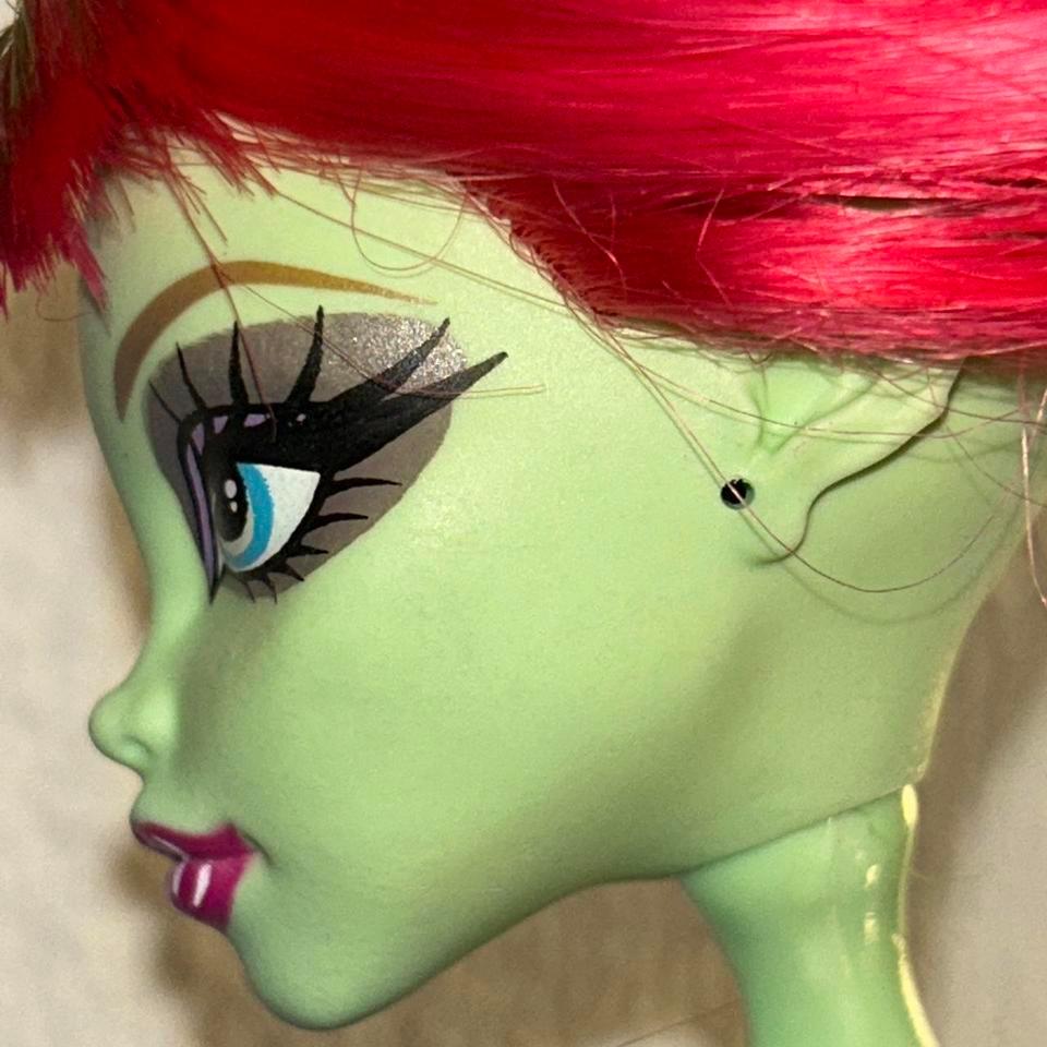 Monster High Ghouls Spirit Venus 692f 7
