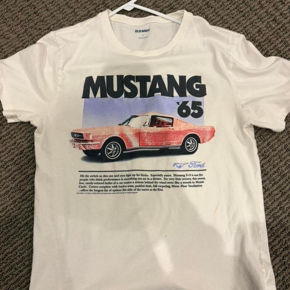 Old Navy White Vintage Ford E329