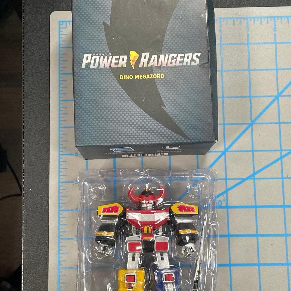 Loot Crate Dino Megazord Figure 3d83