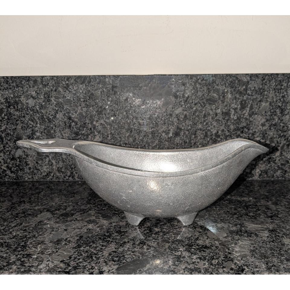 Vintage 1973 Wilton Armetale Gravy