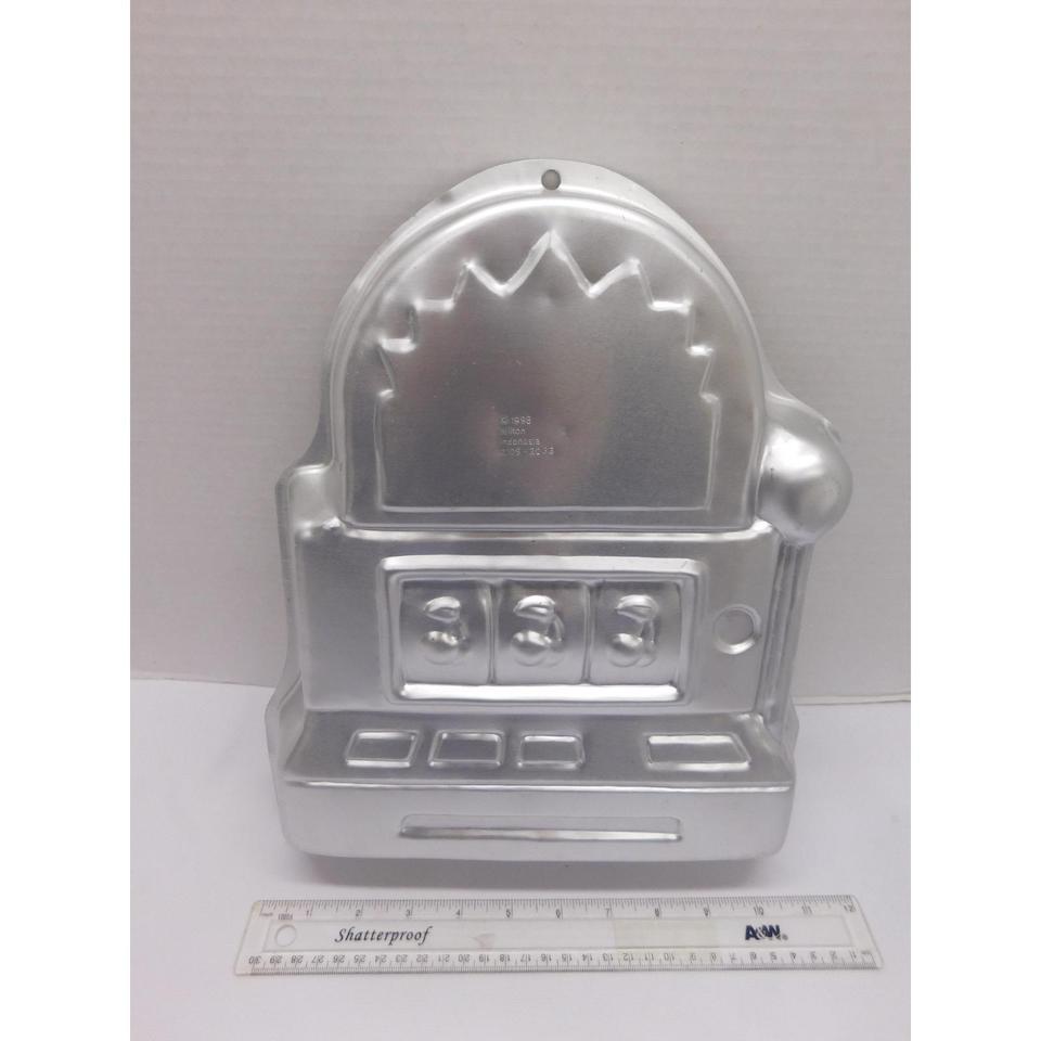 1998 Vintage Wilton Slot Machine 2