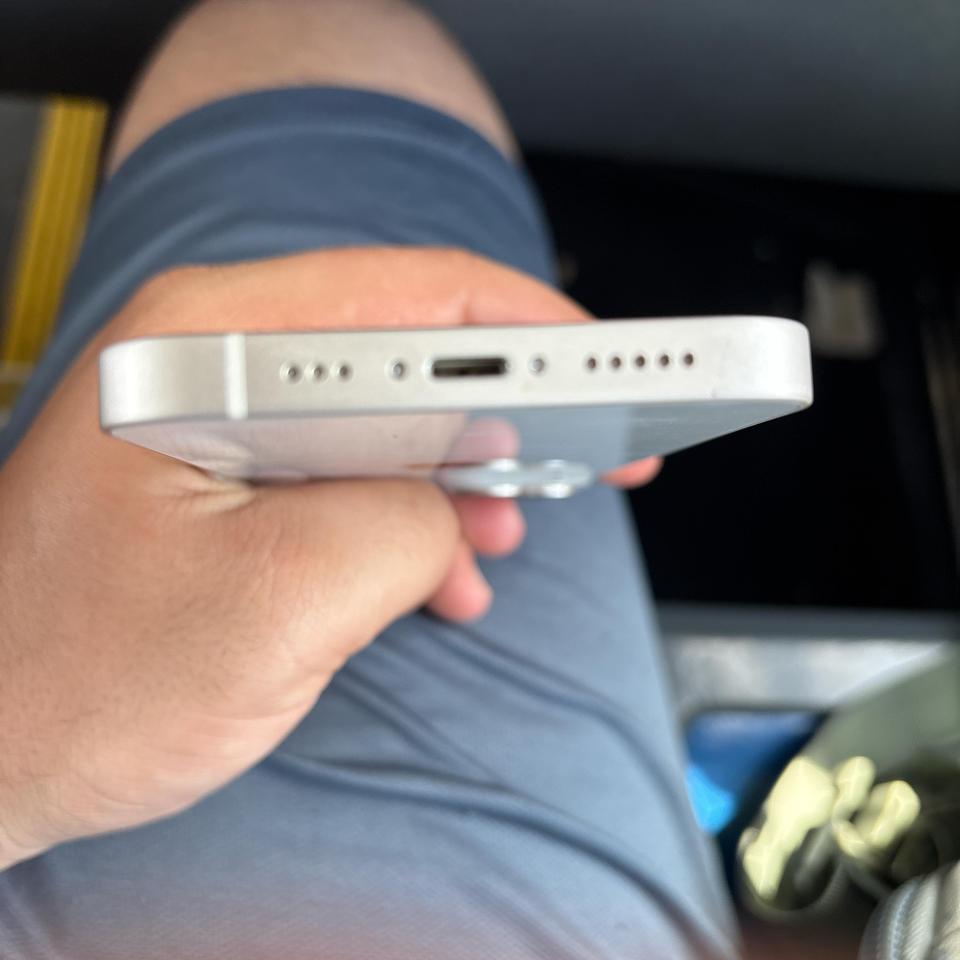 Iphone 14 Locked To Owner 5