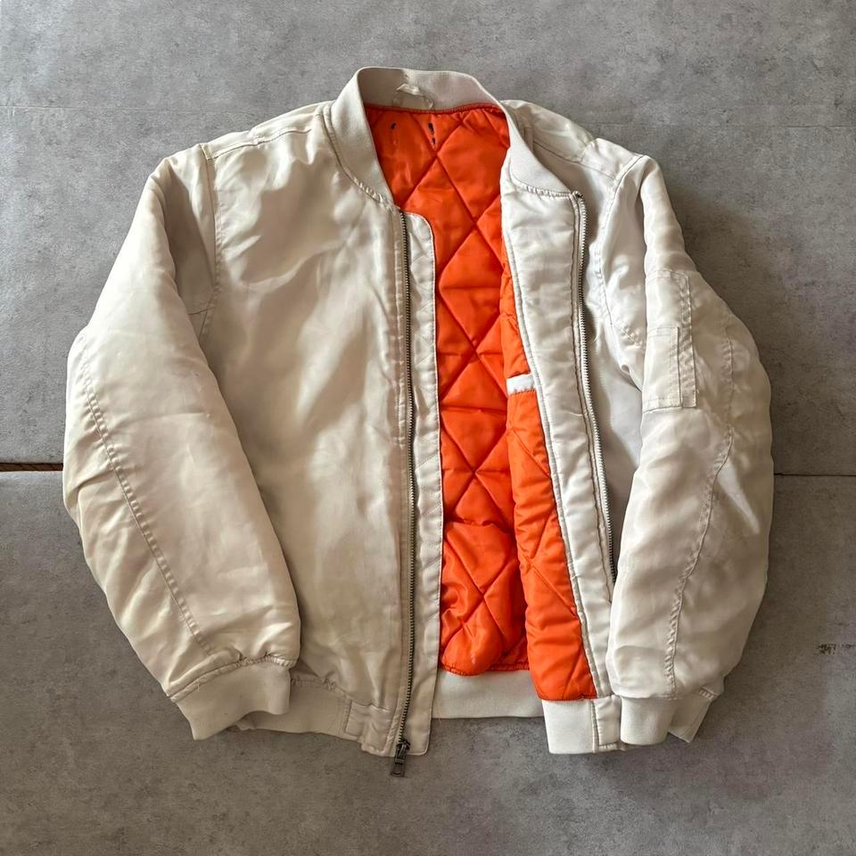 Vintage 2000s Cream Bomber Jacket D976 3