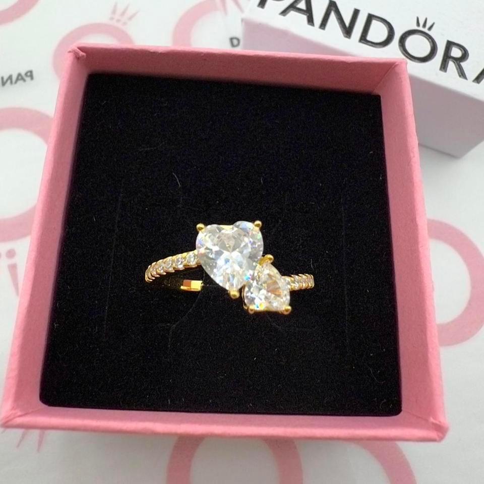 Pandora Gold Double Heart Sparkling A939 2