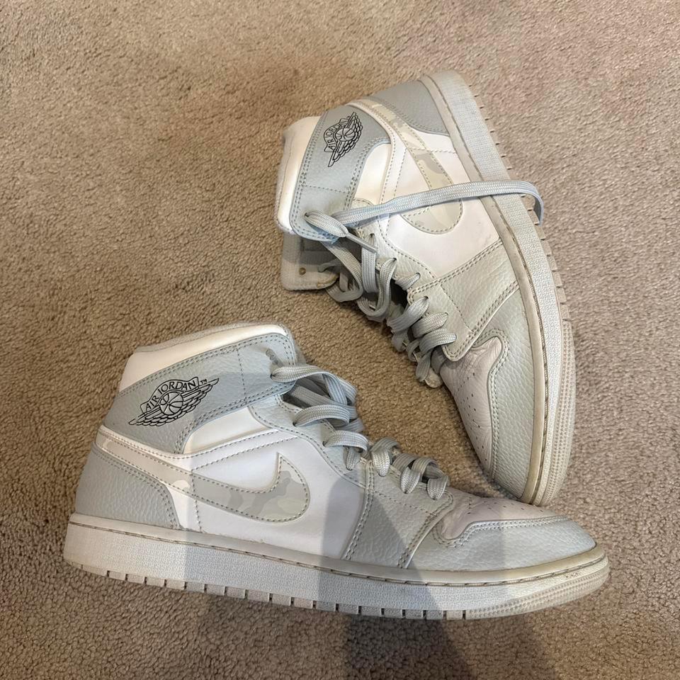 White And Grey Jordan 1 0efe
