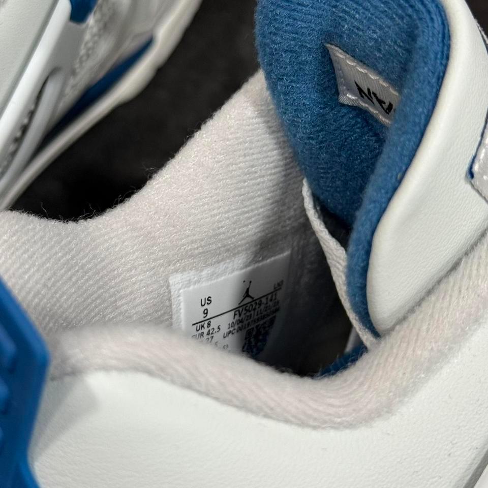 Nike Air Jordan 4 Retro 5