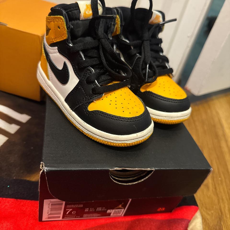 Air Jordan Taxi 1s Size 3926