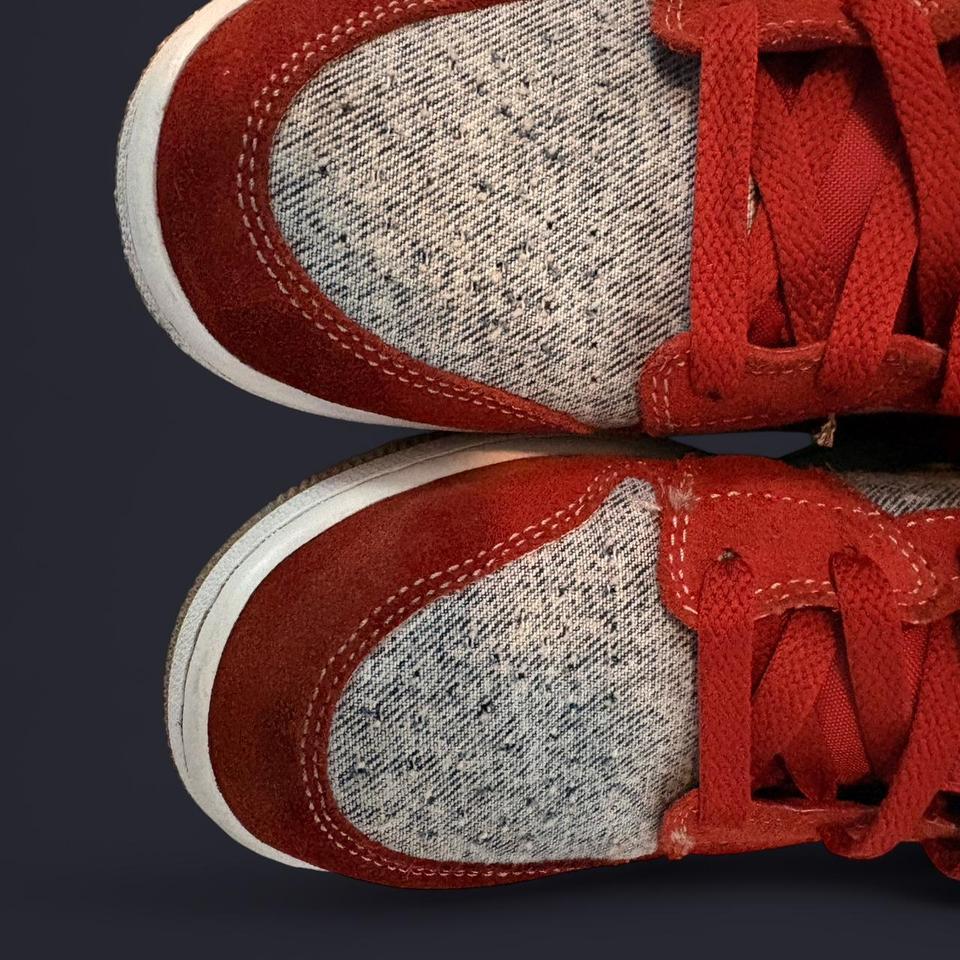 Jordan 1 Mid Se Red 32f2 2