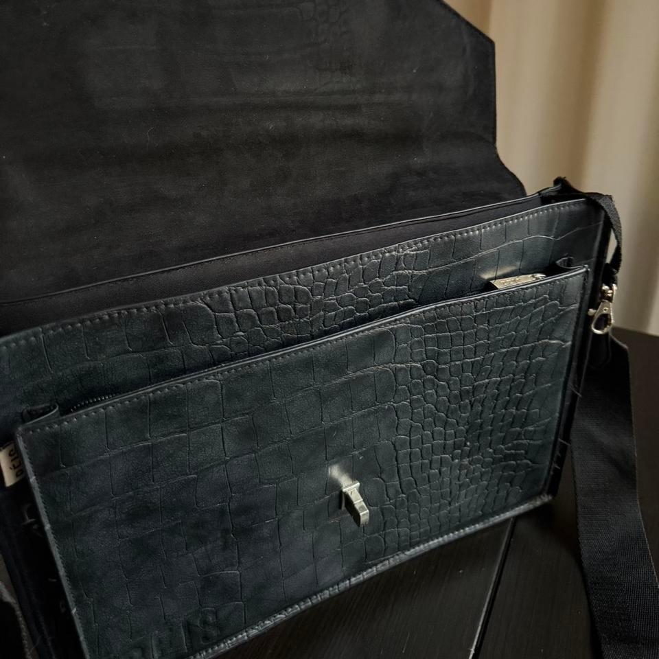 Beis Black Croc Print Leather 2244 4
