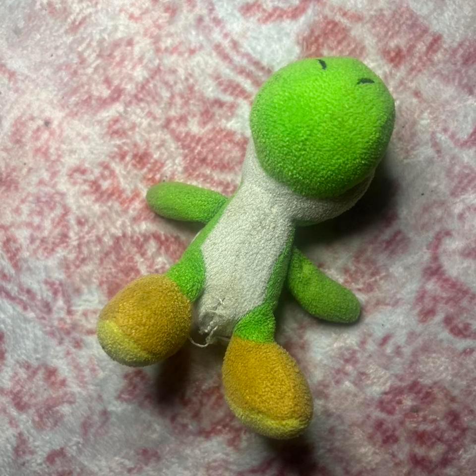 Super Mario Bros Green Yoshi 1f23 2