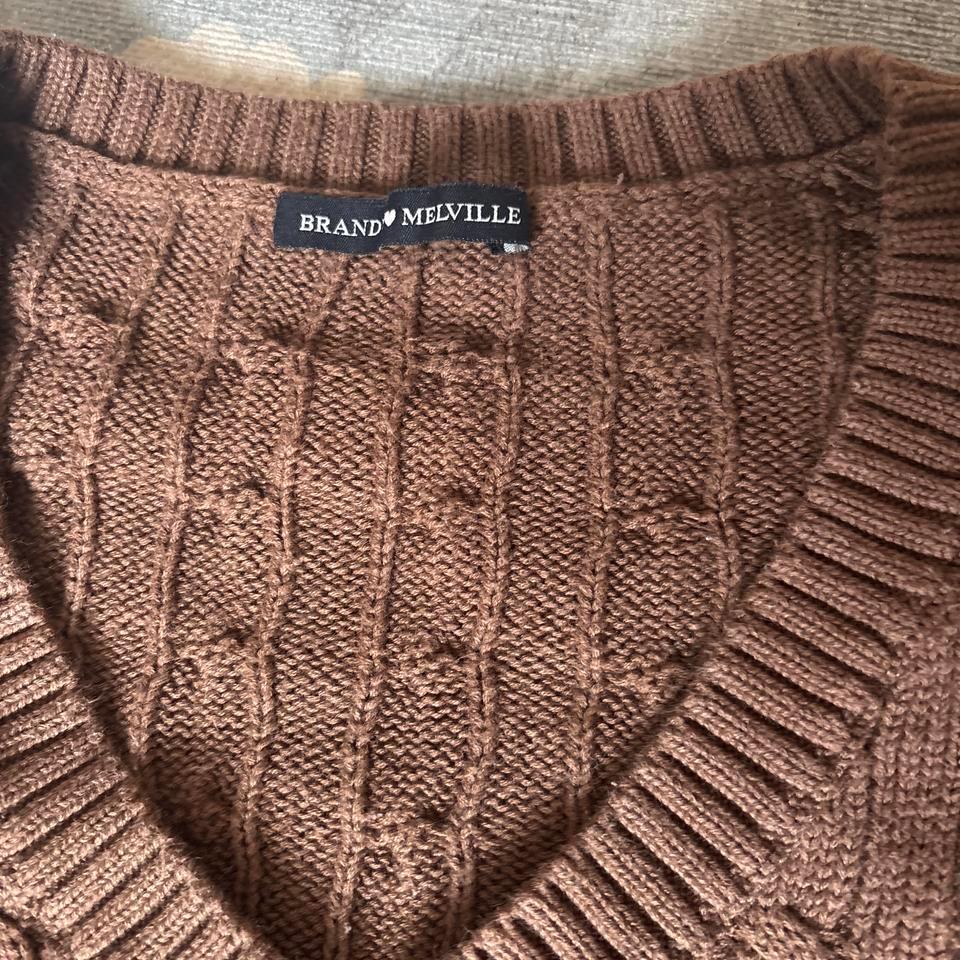 Brandy Melville Cropped Brown Cable 343a 2