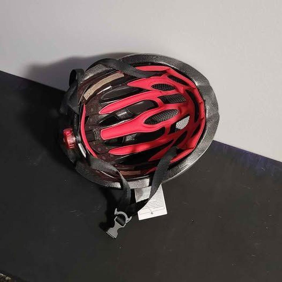 The Bike Helmet Is Made 08b9 5