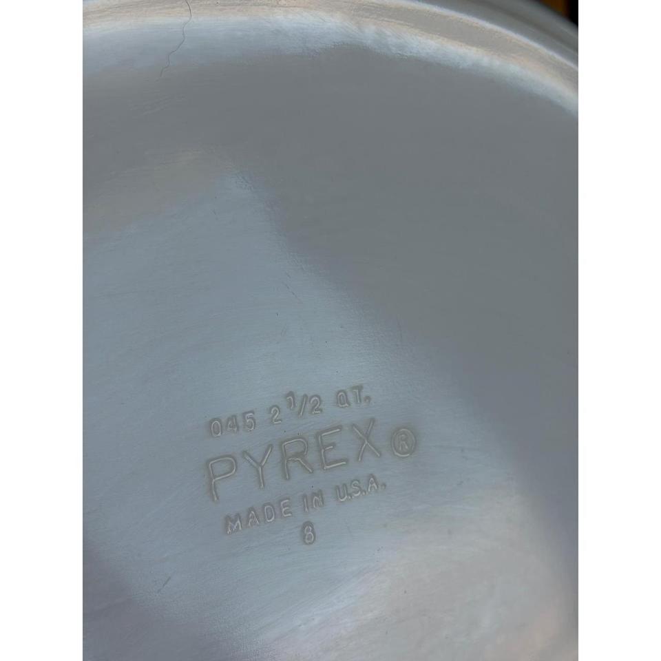 Vintage Pyrex 043 Town And B7fe 3