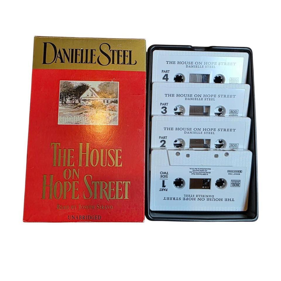 4x Unabridged Audiobook Cassette Lot 416a 4