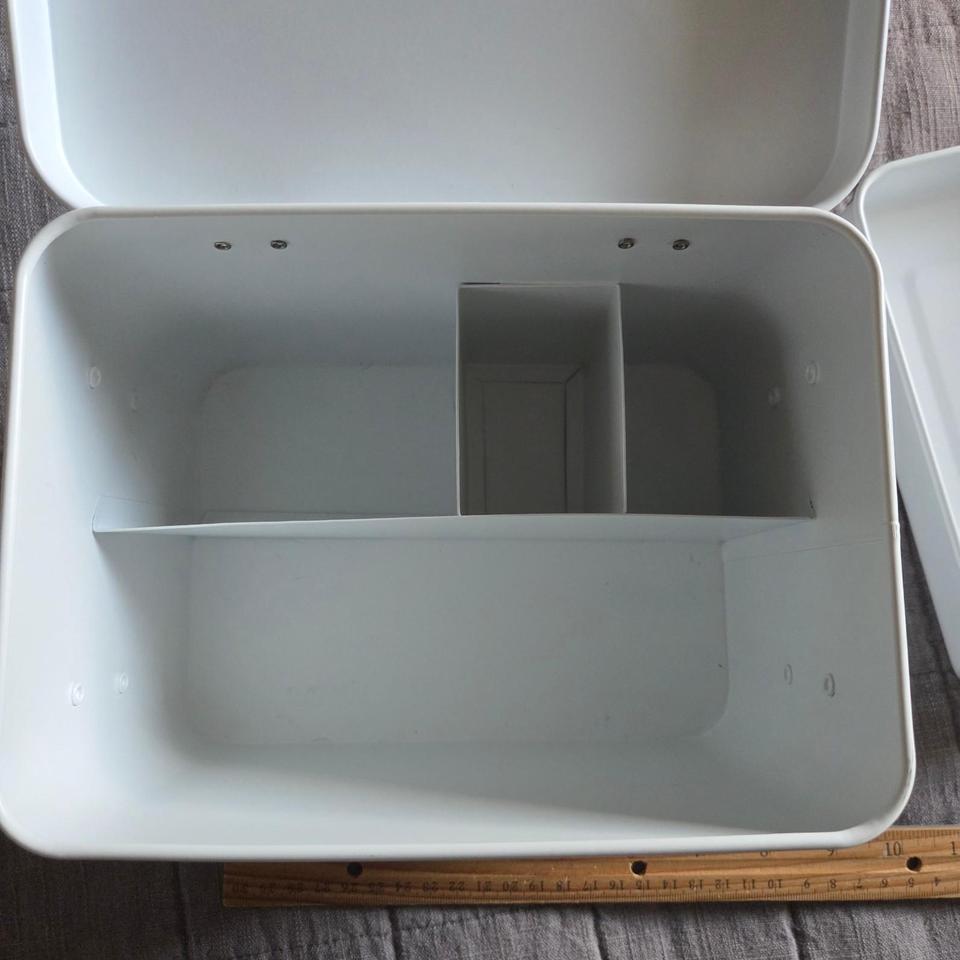 White Metal Storage Box With Aeb7 3