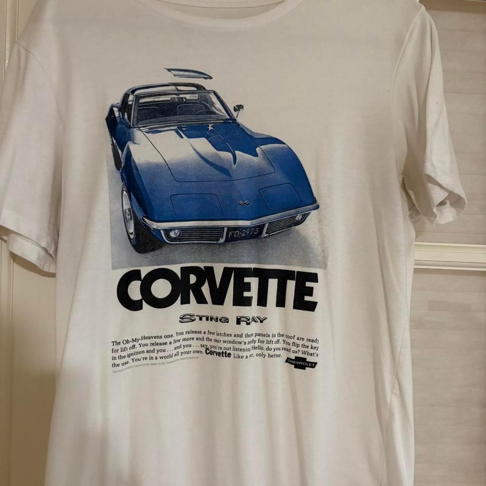 Old Navy White Corvette Stingray 5