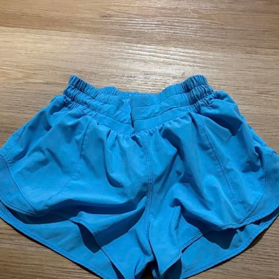 Lululemon Hotty Hot Shorts Size 88d8