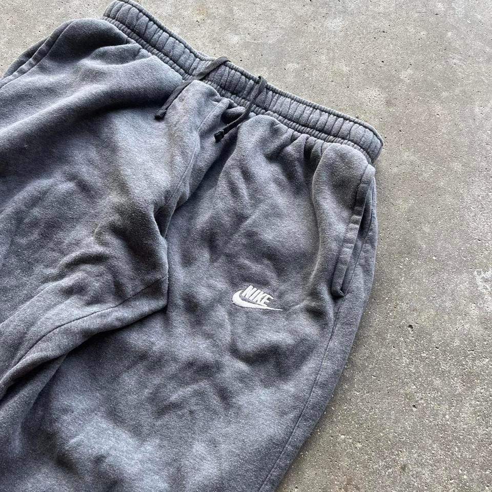 Nike Grey Sweatpants Uncuffed Fits 2626 2