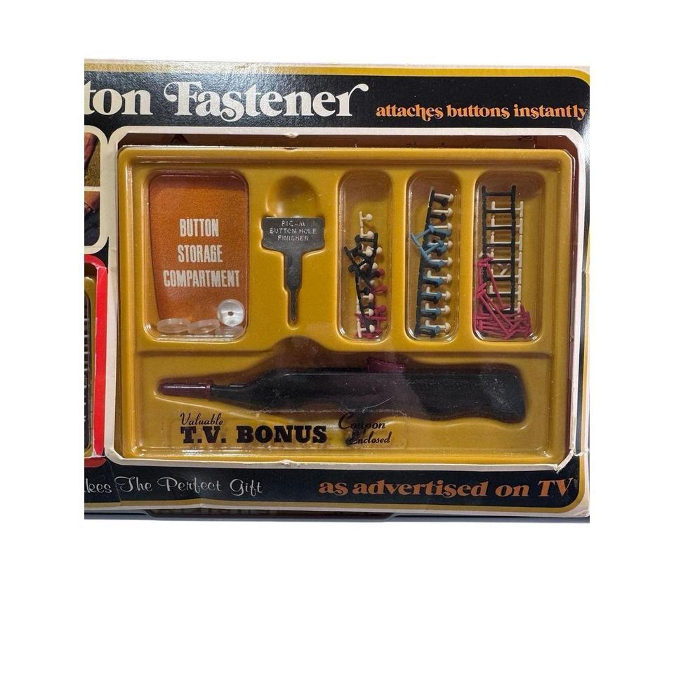 Vintage 1972 Picam Button Fastener B33f 2
