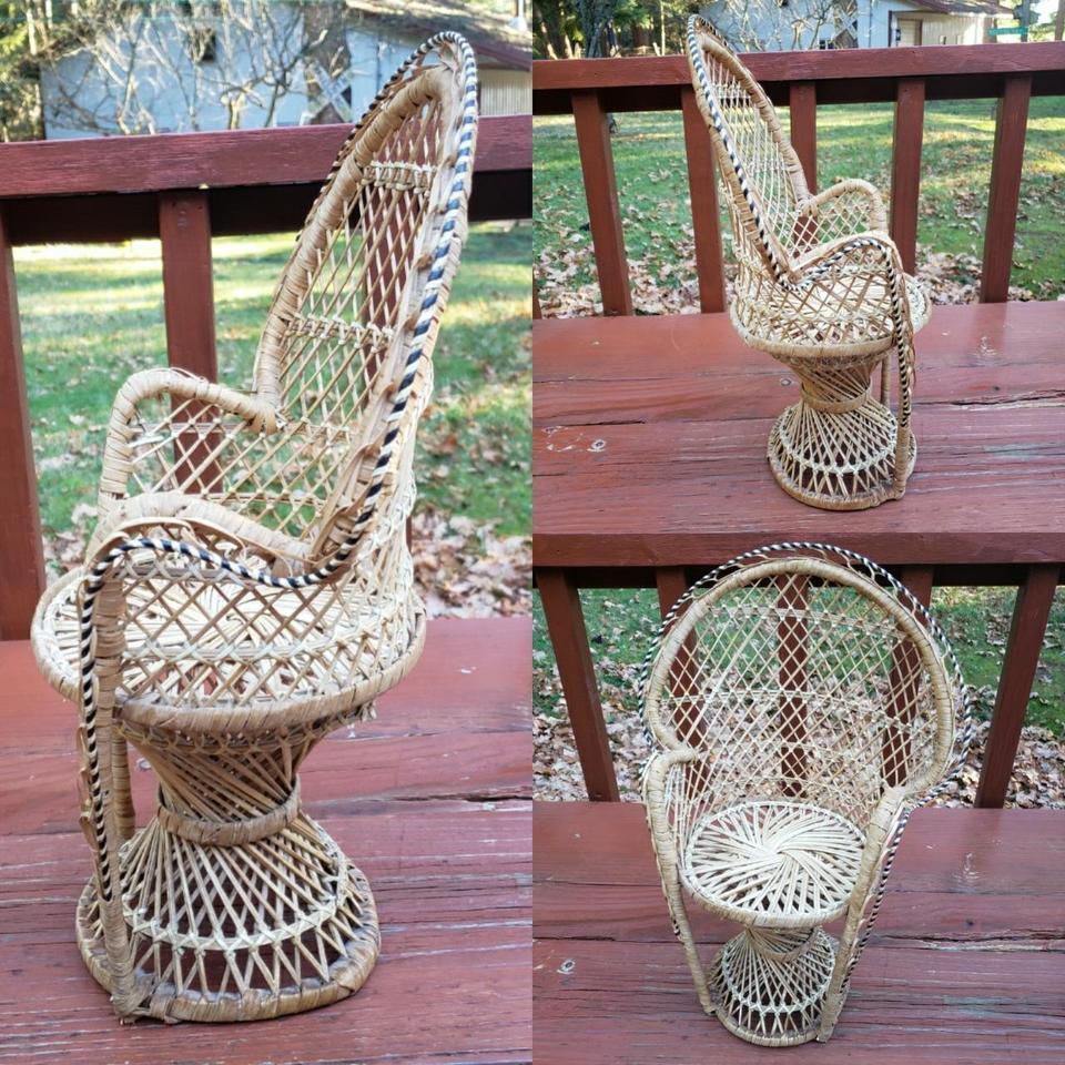 Vintage Wicker Rattan Peacock Mini 2