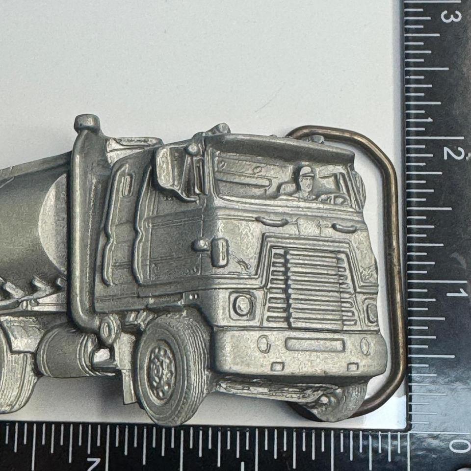 Tanker Truck Belt Buckle Pewter 5bdb 3