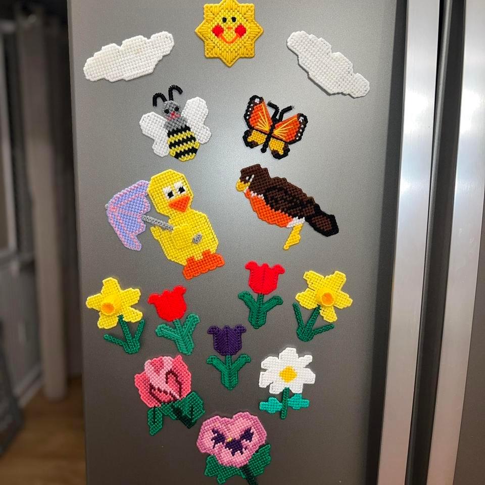 Cross Stitch Spring Decoration Magnets 6242