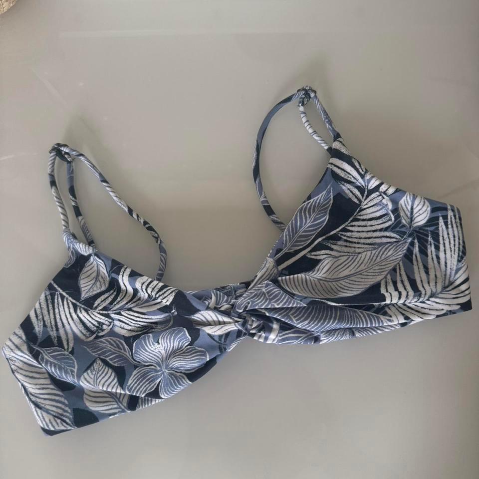 White Blue Floral Bikini D94e