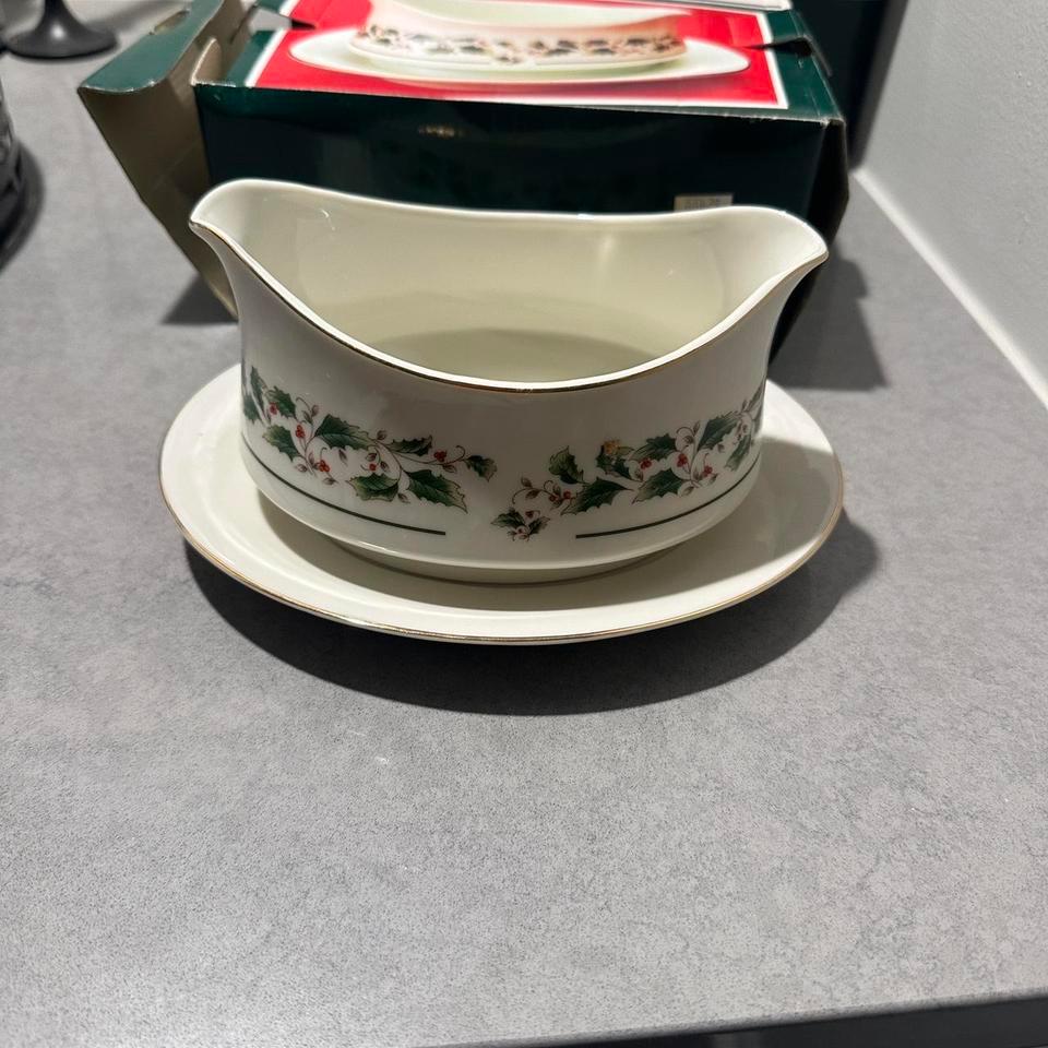 Porcelain Gravy Boat With Saucer